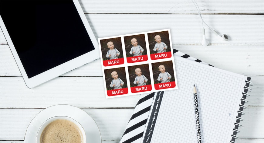 Nimitarrat valokuvalla